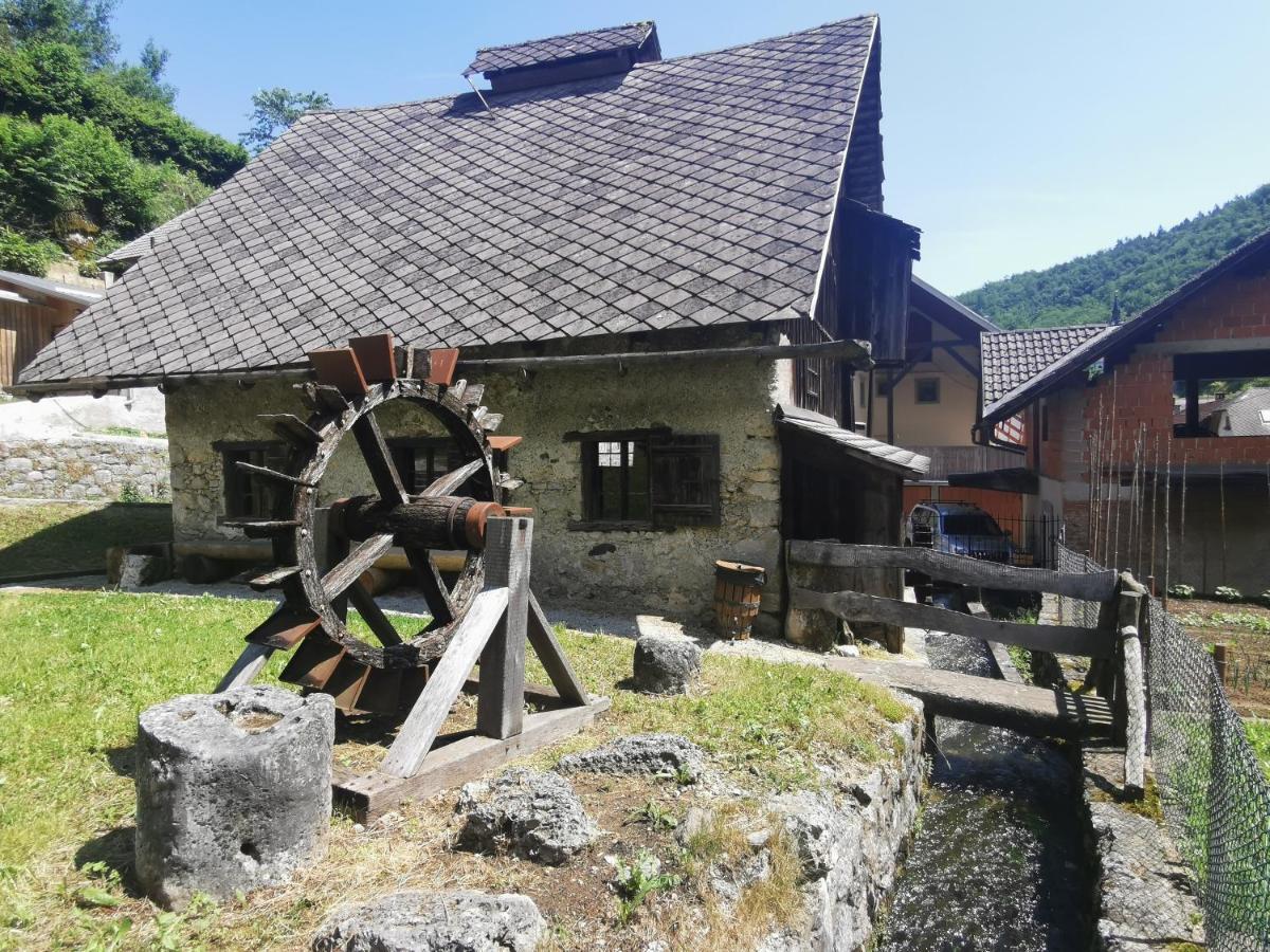 Bajta Kroparica Exterior foto